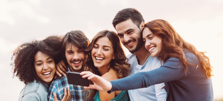 SurveyMonkey study: Gen Z social media and shopping habits