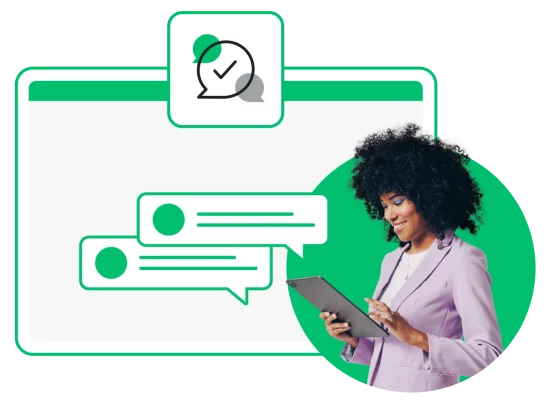 Eine Frau tippt auf einem Tablet, neben ihr sind Beispiel-Screenshots von einem Chat mit Sprechblasen zu sehen