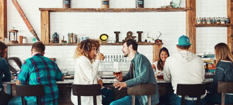 Fortune|SurveyMonkey Poll: in-person dining in full swing