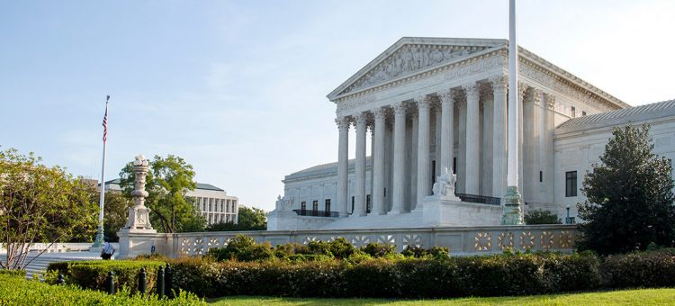 NBC News|SurveyMonkey poll: majority want Roe v. Wade to stand