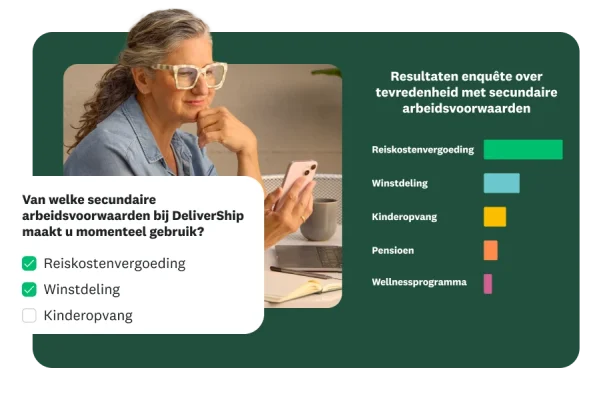 Een vrouw kijkt naar haar telefoon. Een overlay toont de enquêtevraag: 'Voor welke secundaire arbeidsvoorwaarden heeft u zich ingeschreven. Rechts is een staafdiagram met ‘Enquêteresultaten over tevredenheid met secundaire arbeidsvoorwaarden’ voor reiskostenvergoeding, winstdeling, kinderopvang, pensioen en welnessprogramma.