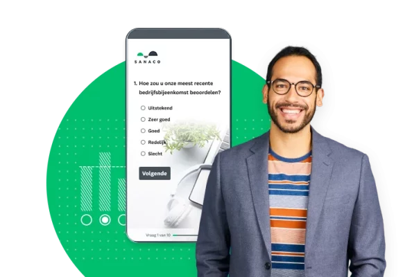 Glimlachende man bij een voorbeeld van een enquête