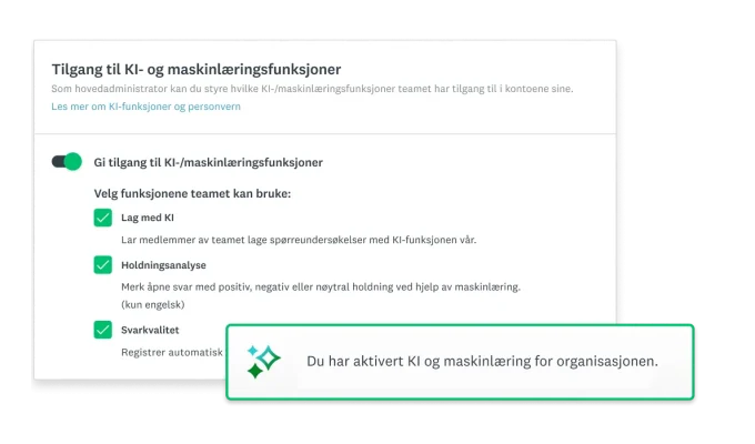 Skjermbilde av bruker som aktiverer KI- og maskinlæringsfunksjoner i SurveyMonkey
