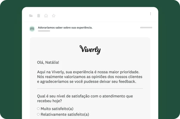 Email pedindo para o usuário deixar uma opinião e responder a uma pesquisa.