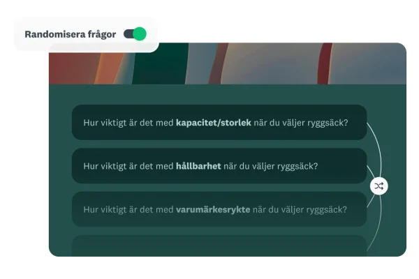 En enkät som visar ett reglage för att randomisera frågor för att minska snedvridningen med frågor om faktorer vid valet av ryggsäck (kapacitet, hållbarhet, varumärkesrykte).