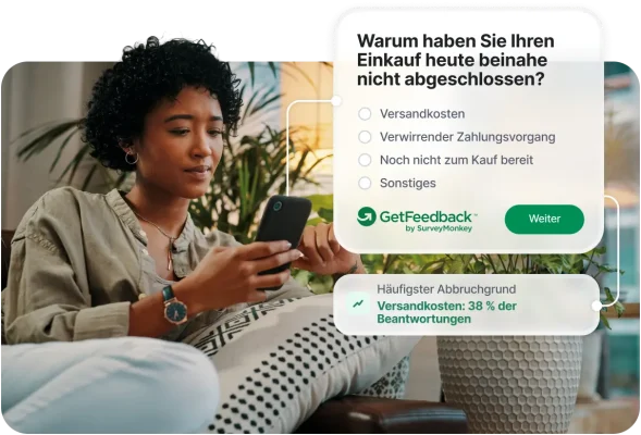 Frau mit Handy neben einer GetFeedback-Umfrage zur Erfahrung mit dem Zahlungsvorgang sowie die häufigsten Abbruchgründe.