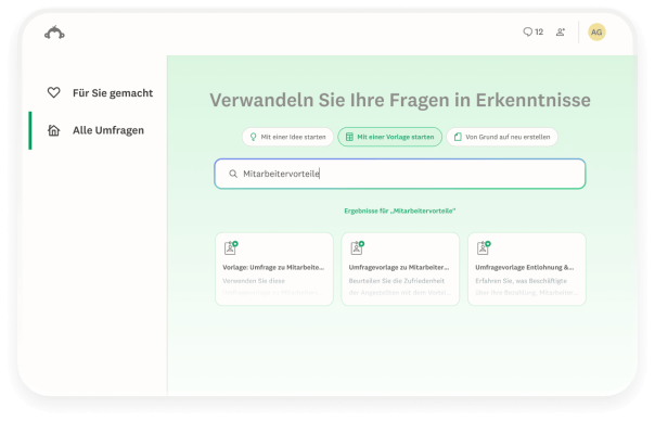 Screenshot einer SurveyMonkey-Benutzeroberfläche mit Suchleiste, in der das Wort Mitarbeitervorteile steht. Unter der Suchleiste stehen als Ergebnis drei Kacheln mit Umfragemustern, darunter die Vorlage für Umfragen zu Mitarbeitervorteilen.