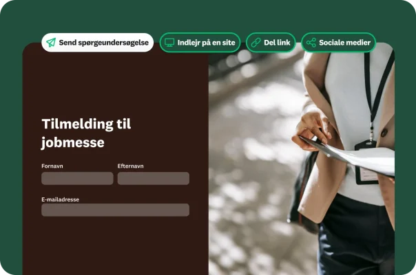 En person på en jobmesse deler en formular ud. Et overlejring viser formularen "Tilmelding til jobmesse" med felter til fornavn, efternavn og e‑mailadresse samt muligheder for at dele eller indlejre spørgeundersøgelsen.