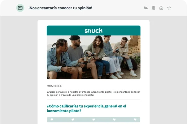 Correo electrónico con una pregunta de encuesta sobre la experiencia general en el lanzamiento piloto