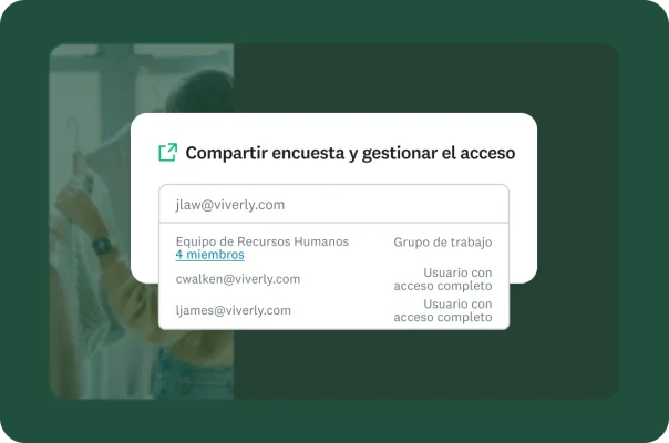 En una pantalla se muestra cómo compartir una encuesta y administrar el acceso de los usuarios.
