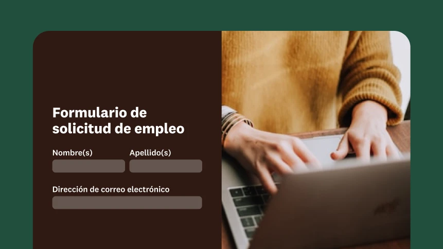 Una persona escribe en una computadora portátil con un formulario de solicitud de empleo superpuesto a un lado.