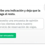 Captura de pantalla de la IA de SurveyMonkey que solicita al usuario que escriba indicaciones para crear una encuesta automáticamente