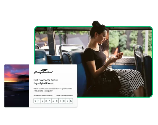Nainen istuu bussissa ja katselee matkapuhelintaan, ja hänen vieressään on kuva Greyhoundin asiakaskyselytutkimuksesta