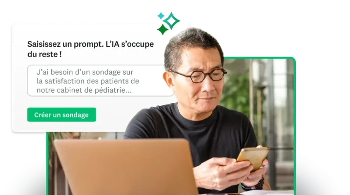 Un homme en train de regarder l’écran de son téléphone avec, en incrustation, une capture d’écran de SurveyMonkey Genius demandant à l’utilisateur de saisir un prompt pour que l’IA puisse s’occuper du reste.