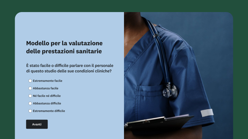 Modello per la valutazione delle prestazioni sanitarie con una domanda sulla facilità di comunicazione con il personale. Sulla destra è visibile l'immagine di un operatore in camice con uno stetoscopio e un blocco per appunti.