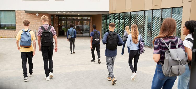 Common Sense Media|SurveyMonkey poll: COVID and the return to school